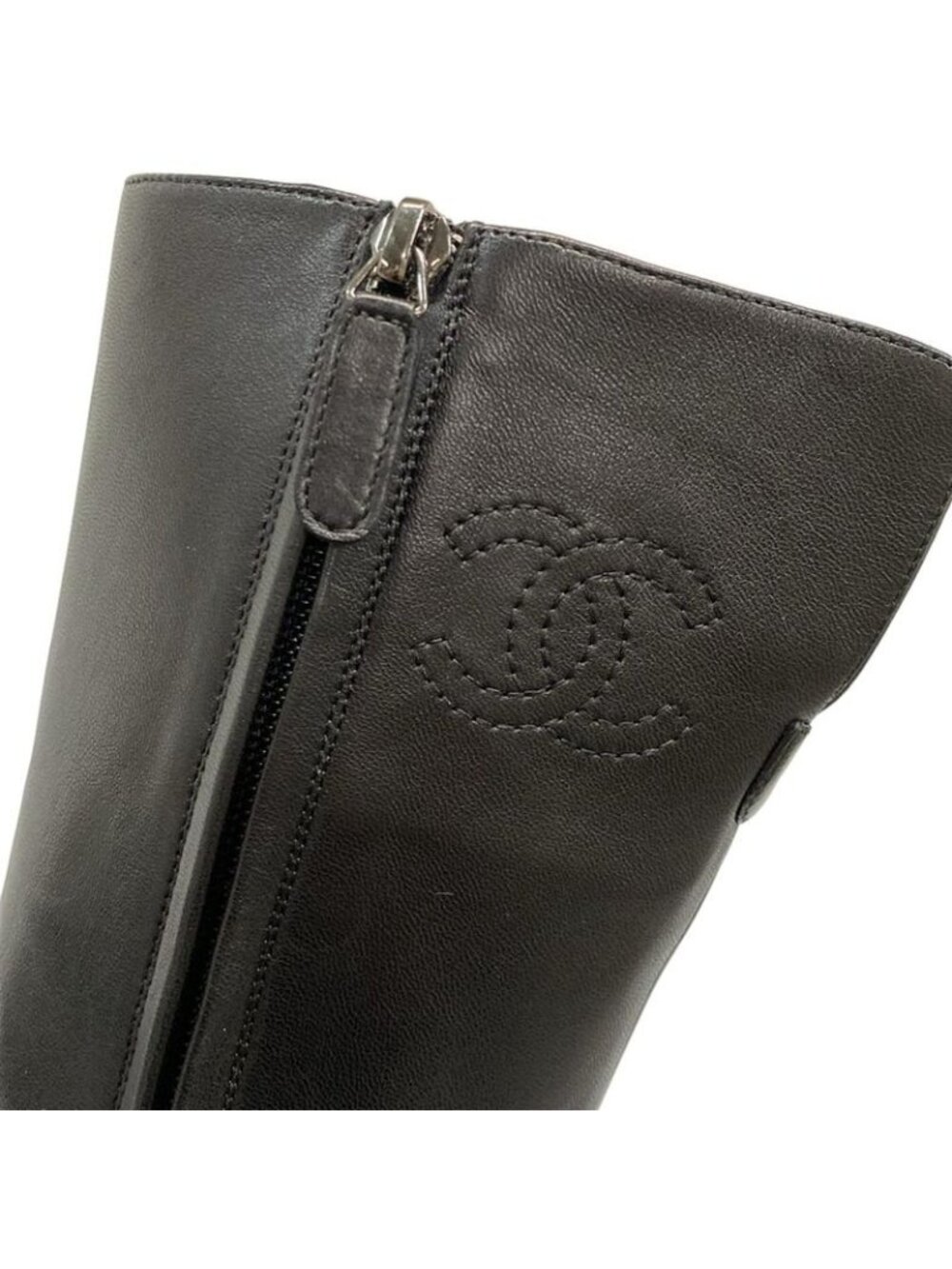 Chanel Boots 36c Black Mid Length Outsole Replacement CC Logo Lambskin - Picture 13 of 13